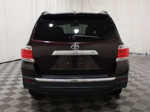 Used 2013 Toyota Highlander Limited FWD image 29