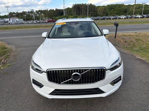 Used 2018 Volvo XC60 T8 Inscription w/ Luxury Seat Package image 6