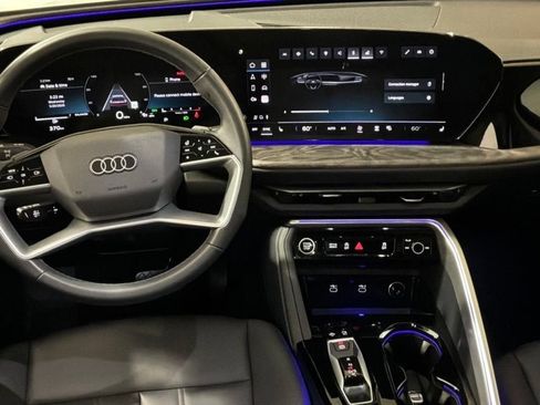 Used 2025 Audi Q5 Premium w/ Convenience Package AWD/4WD image 18
