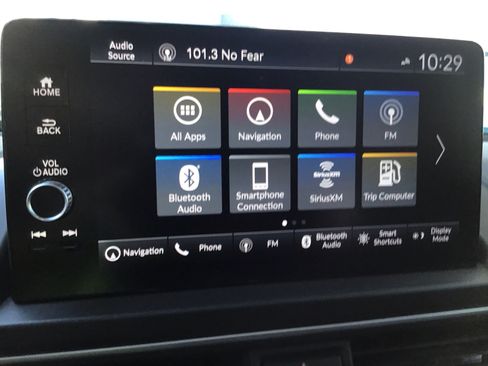 Used 2024 Honda Pilot Touring image 38