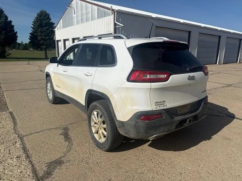 Used 2016 Jeep Cherokee Limited w/ Trailer Tow Group AWD/4WD image 8