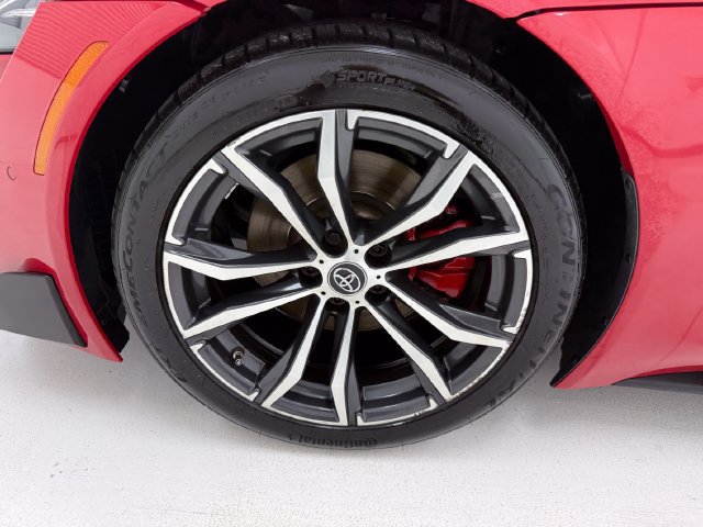 Used 2021 Toyota Supra w/ Safety & Technology Package RWD image 7