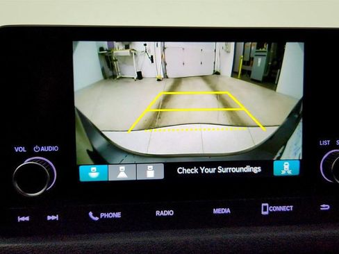 Used 2025 Honda Civic Sport image 17