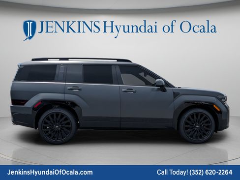 Used 2025 Hyundai Santa Fe Calligraphy FWD image 2
