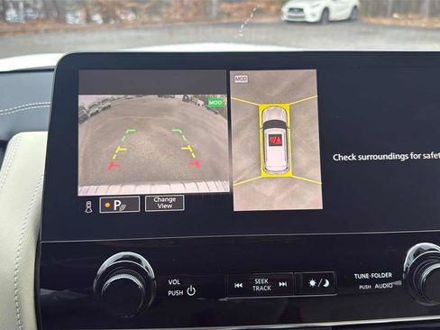 Used 2023 INFINITI QX80 Sensory w/ All-Season Package image 20