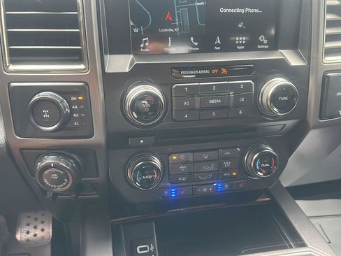 Used 2018 Ford F150 Raptor w/ Equipment Group 802A Luxury AWD/4WD image 29