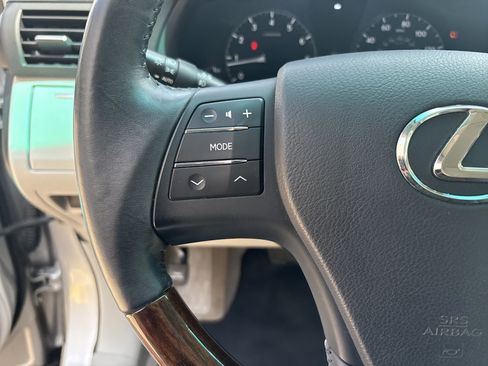 Used 2012 Lexus RX 350 AWD w/ Premium Pkg image 19