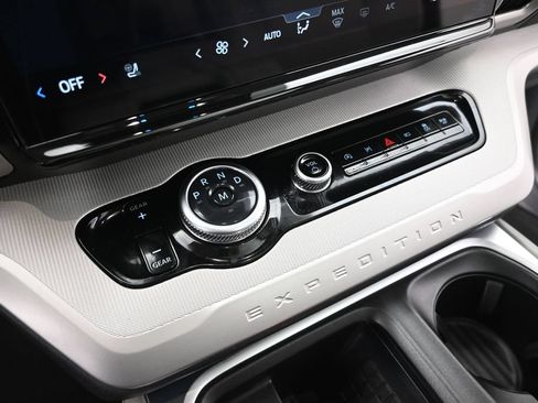 Certified 2025 Ford Expedition Max Active RWD image 17