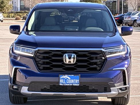 Certified 2025 Honda Pilot EX-L image 9