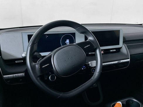 Used 2024 Hyundai Ioniq 5 SE RWD image 18