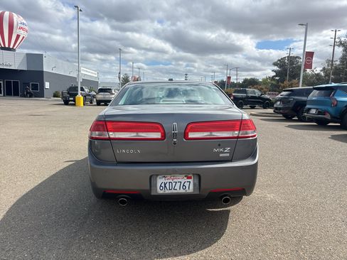Used 2010 Lincoln MKZ AWD image 4