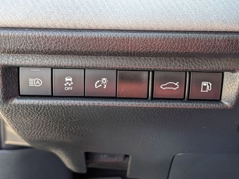 Used 2025 Toyota Camry SE w/ Convenience Package FWD image 23