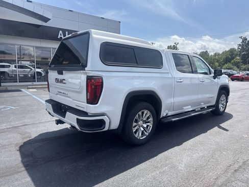 Used 2022 GMC Sierra 1500 Denali AWD/4WD image 3