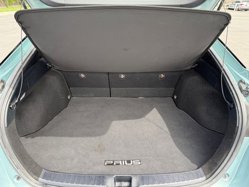 Used 2017 Toyota Prius Three FWD image 25