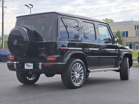 Used 2023 Mercedes-Benz G 550 image 7