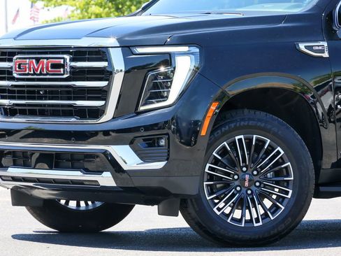 Used 2025 GMC Yukon Elevation w/ LPO, Floor Liner Package AWD/4WD image 14