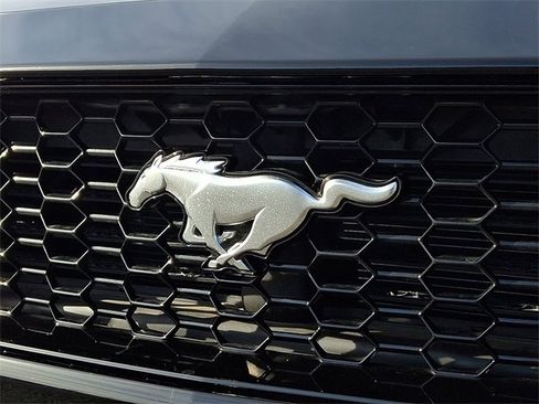 Used 2024 Ford Mustang GT Premium image 31