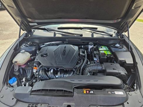 Used 2025 Hyundai Sonata SEL FWD image 31