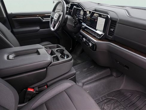 Certified 2025 GMC Sierra 1500 Elevation image 31
