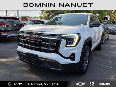Used 2025 GMC Terrain Elevation