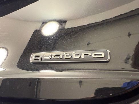 Used 2023 Audi Q8 Premium Plus image 8