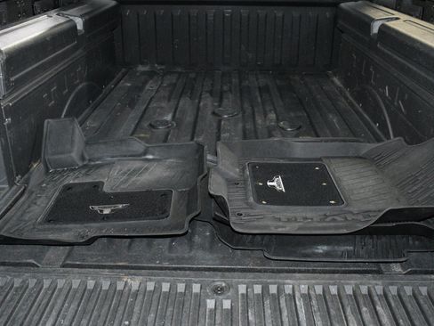 Used 2023 Nissan Titan Platinum Reserve w/ Moonroof Package AWD/4WD image 95