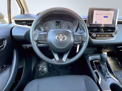 Used 2024 Toyota Corolla LE image 5