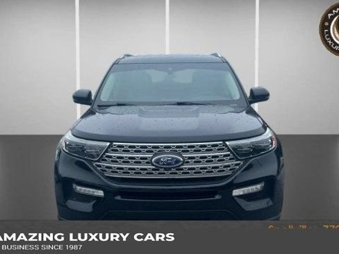 Used 2021 Ford Explorer Limited w/ Equipment Group 301A AWD/4WD image 1