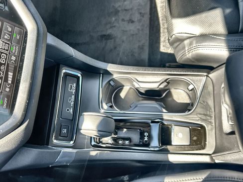 New 2025 Subaru Ascent Bronze Edition w/ Onyx Package image 24