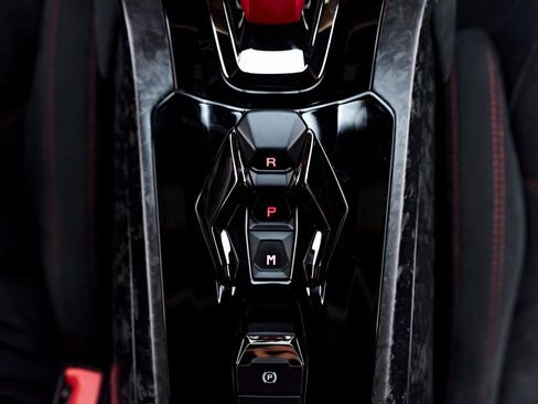 Used 2018 Lamborghini Huracan Performante image 82