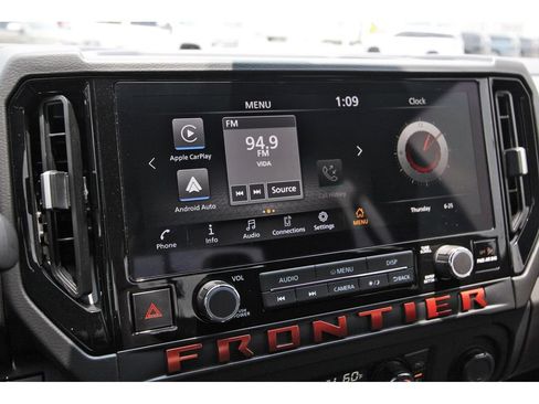 Used 2025 Nissan Frontier PRO-4X w/ Pro Convenience Package AWD/4WD image 24