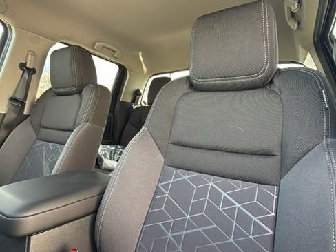 New 2026 Nissan Frontier SV w/ Tow Package image 11