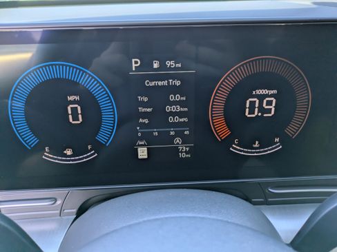 New 2026 Hyundai Kona SE image 25