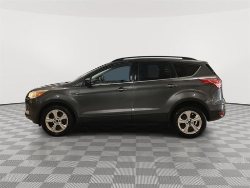 Used 2016 Ford Escape SE w/ Equipment Group 201A image 23