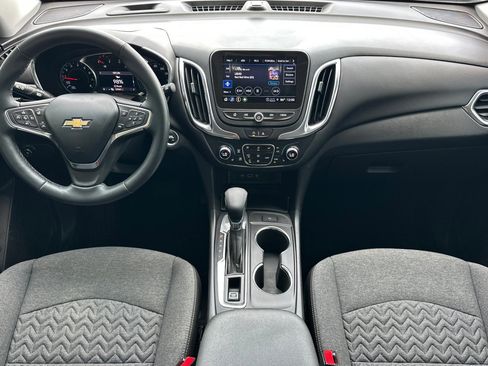 Used 2024 Chevrolet Equinox LT FWD image 13