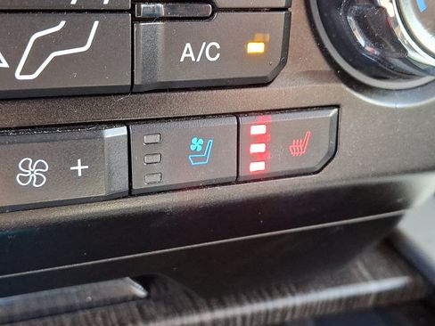 Used 2021 Ford F350 Lariat w/ Lariat Ultimate Package image 33