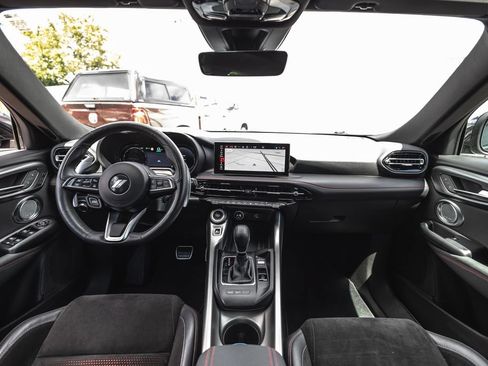 Used 2024 Dodge Hornet R/T Plus AWD/4WD image 21