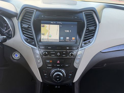 Used 2017 Hyundai Santa Fe Sport w/ 2.4L Tech Package 04 FWD image 27