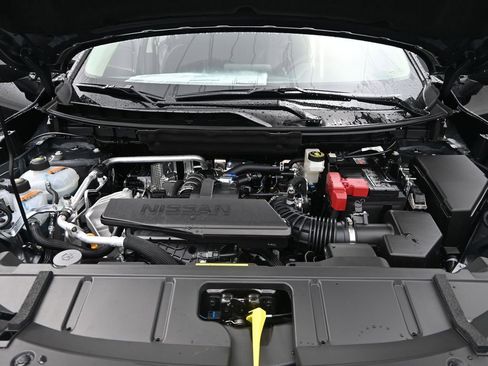 Certified 2026 Nissan Rogue S image 11