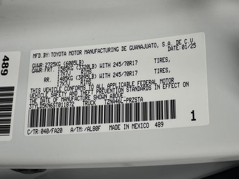 Used 2025 Toyota Tacoma SR image 36