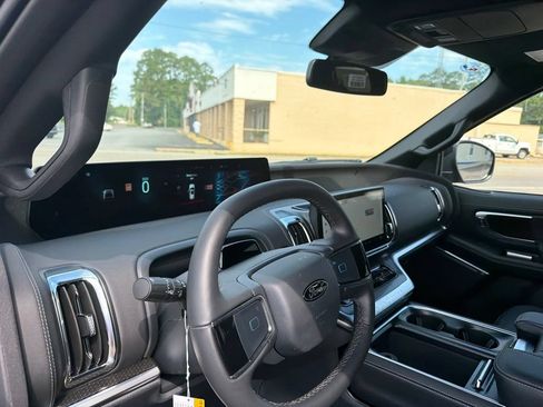 New 2026 Ford Expedition Platinum w/ Stealth Performance Package AWD/4WD image 10