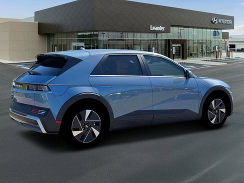 New 2026 Hyundai Ioniq 5 SEL RWD image 8