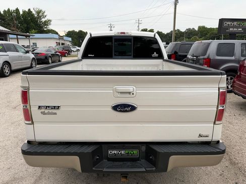 Used 2010 Ford F150 Lariat RWD image 4