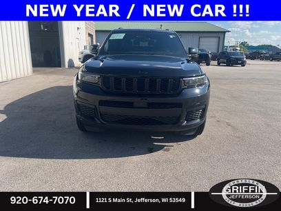 Used 2023 Jeep Grand Cherokee L Laredo