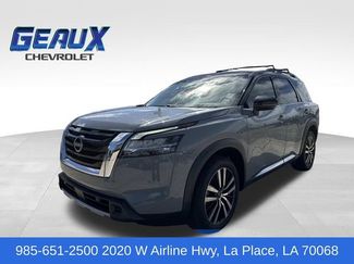 Used 2023 Nissan Pathfinder Platinum w/ Cargo Package AWD/4WD 360° Tour