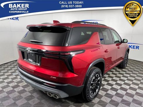 New 2026 Chevrolet Traverse Z71 w/ Enhanced Driving Package image 5