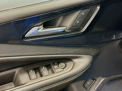 Used 2024 Chevrolet Blazer EV LT image 15