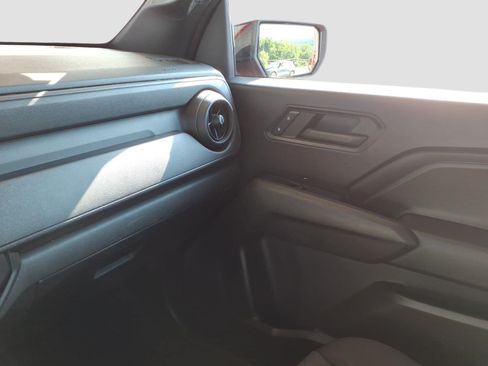 Certified 2023 Chevrolet Colorado Trail Boss w/ Advanced Trailering Package AWD/4WD image 22