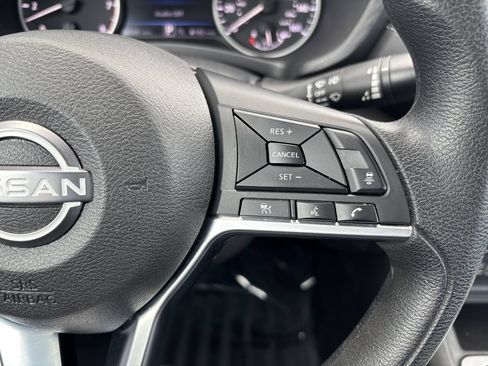 Used 2024 Nissan Sentra SV FWD image 15