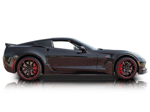 Used 2016 Chevrolet Corvette Z06 w/ Z07 Performance Package RWD image 2